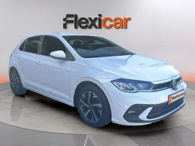 Usado VW Polo Life 95 CV (69 kW) 2022 Blanco Utilitario