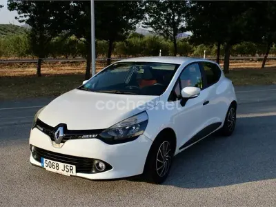 Usado Renault Clio IV Business 75 CV (55 kW) 2016 Blanco Berlina