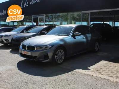 Usado BMW 320e 204 CV (150 kW) 2024 Gris Utilitario