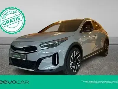 Nuevo Kia XCeed Style 115 CV (84 kW) 2026 Gris SUV