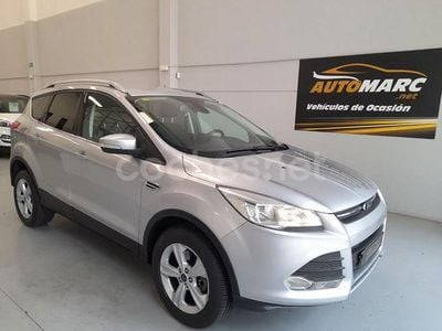 Gris / plata Usado 2016 Ford Kuga Business Edition SUV | 13.490 € (Buen precio)
