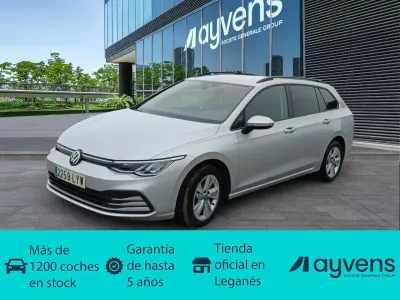 Usado VW Golf VIII Life 116 CV (85 kW) 2022 Gris Familiar