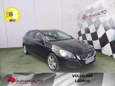 Usado Volvo V60 Momentum 114 CV (83 kW) 2012 Negro Familiar