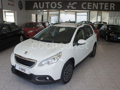 Usado Peugeot 2008 Active 100 CV (73 kW) 2015 Blanco SUV