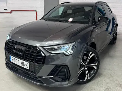 Usado Audi Q3 Ambiente 150 CV (110 kW) 2024 Gris / plata SUV