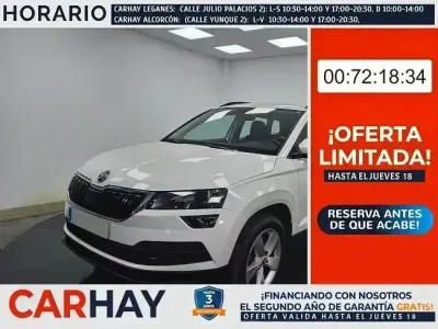 Usado Skoda Karoq Ambition 150 CV (110 kW) 2021 Blanco SUV