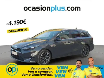Usado Kia Ceed Style 100 CV (73 kW) 2025 Gris / plata Utilitario