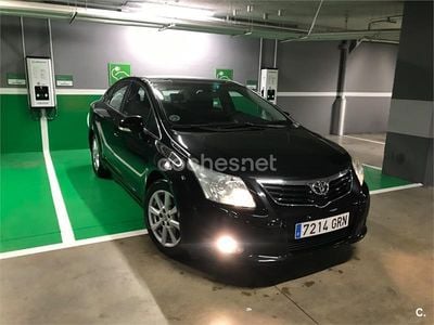 Usado Toyota Avensis Active 126 CV (92 kW) 2010 Negro Berlina