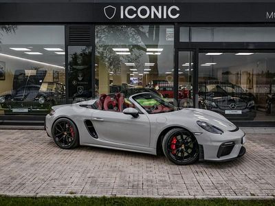 Gris / plata Usado 2022 Porsche Boxster Spyder Descapotable | 124.900 €