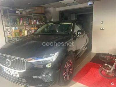 Usado Volvo XC60 Momentum 197 CV (144 kW) 2021 Negro SUV