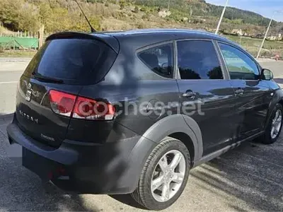 Usado Seat Altea 140 CV (102 kW) 2010 Negro Monovolumen