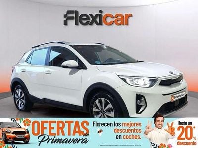 Usado Kia Stonic 100 CV (73 kW) 2021 Blanco SUV