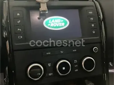Usado Land Rover Discovery 5 SE 240 CV (176 kW) 2019 Gris / plata SUV