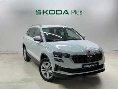 Usado Skoda Karoq Selection 150 CV (110 kW) 2025 Blanco SUV