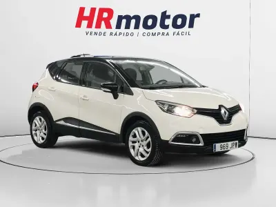 Usado Renault Captur 90 CV (66 kW) 2016 SUV
