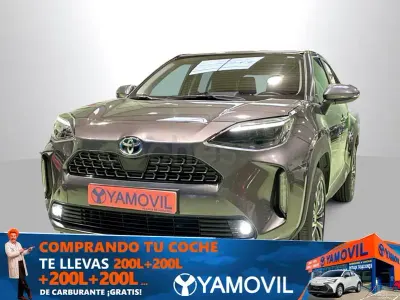 Usado Toyota Yaris Cross Style 116 CV (85 kW) 2021 Gris SUV