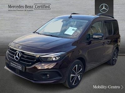 Rojo Usado 2023 Mercedes EQT200 Monovolumen | 28.490 €