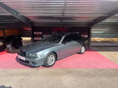 Usado BMW 520 170 CV (125 kW) 2002 Gris / plata Berlina