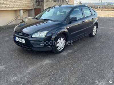 Usado Ford Focus Trend 90 CV (66 kW) 2006 Negro Berlina