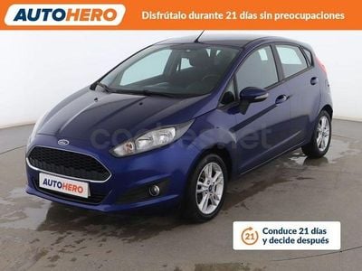 Usado Ford Fiesta Trend 82 CV (60 kW) 2016 Azul Berlina