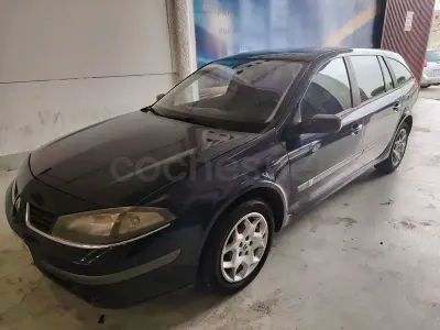 Usado Renault Laguna GrandTour Dynamique 120 CV (88 kW) 2005 Azul Familiar