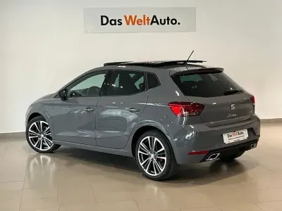 Usado Seat Ibiza FR 150 CV (110 kW) 2024 Gris / plata Utilitario