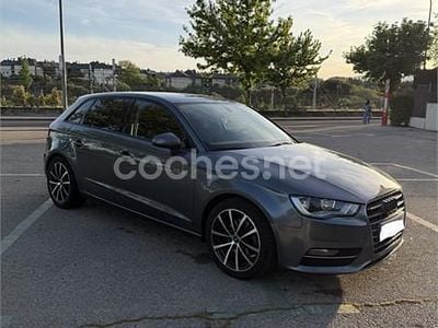 Usado Audi A3 Ambition 150 HP (110 kW) 2013 Cinzento Sedan