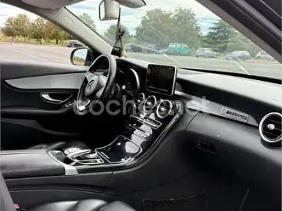 Usado Mercedes C200 136 CV (100 kW) 2015 Negro Berlina
