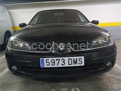 Usado Renault Laguna II Dynamique 170 CV (125 kW) 2005 Negro Berlina