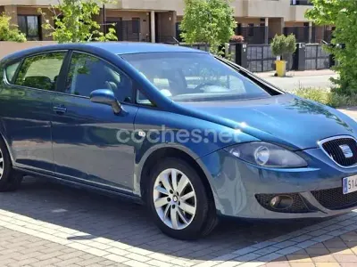 Käytetty Seat Leon Sport 105 HP (77 kW) 2007 Sininen Viistoperä