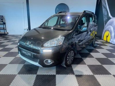 Usado Peugeot Partner Tepee Outdoor 92 CV (67 kW) 2014 Azul Monovolumen