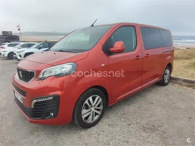 Usado Peugeot Traveller Active 120 CV (88 kW) 2021 Rojo Monovolumen