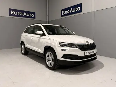 Usado Skoda Karoq Ambition 150 CV (110 kW) 2021 Blanco SUV