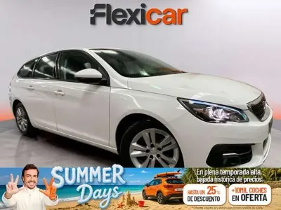 Usado Peugeot 308 SW Access 99 CV (72 kW) 2018 Blanco Familiar