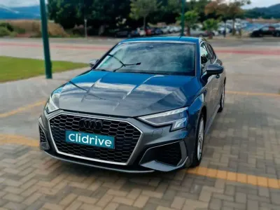 Usado Audi A3 Sportback S-Line 110 CV (80 kW) 2021 Gris Utilitario