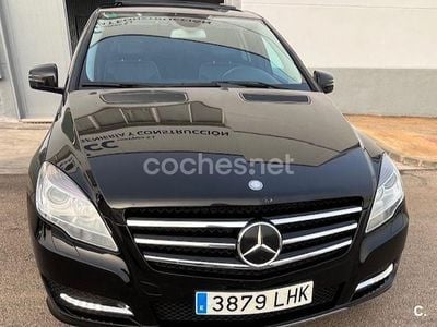 Usado Mercedes R350 265 CV (194 kW) 2012 Negro Monovolumen
