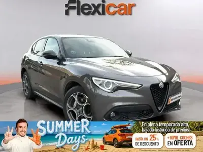 Usado Alfa Romeo Stelvio Sprint 160 CV (117 kW) 2022 Gris SUV