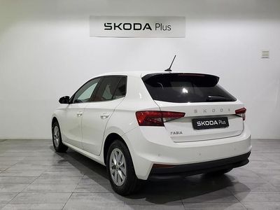 Blanco Usado 2024 Skoda Fabia Selection | 17.500 € (Precio justo)