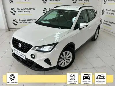Usado Seat Arona Ecomotive 95 CV (69 kW) 2021 Blanco SUV