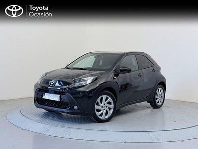 Usado Toyota Aygo X Play 72 CV (52 kW) 2025 Negro SUV