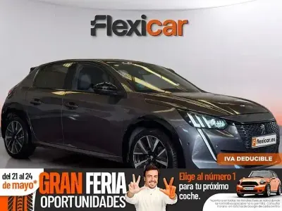 Usado Peugeot 208 GT 100 CV (73 kW) 2020 Gris / plata Utilitario