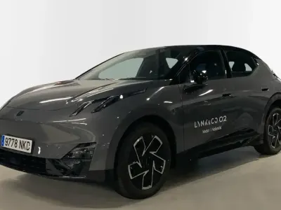 Usado Lynk & Co 02 200 kW (272 CV) 2026 Negro