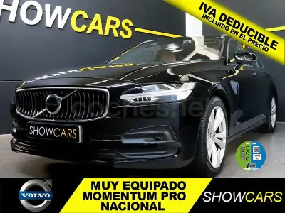 Begagnad Volvo V90 Momentum 197 HK (144 kW) 2021 Svart Kombi