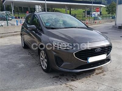 Usado Ford Fiesta Trend 100 CV (73 kW) 2022 Gris / plata Utilitario