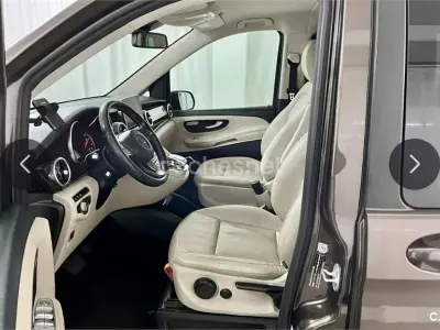 Usado Mercedes V250 Avantgarde 204 CV (150 kW) 2017 Beige Monovolumen