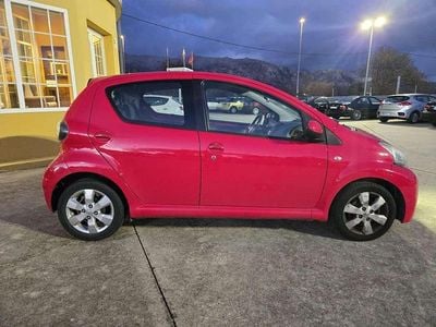 Rojo Usado 2012 Toyota Aygo Connect Style Utilitario | 4599 € (Precio justo)