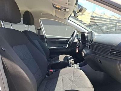 Usado Hyundai Bayon 101 CV (74 kW) 2024 Blanco SUV