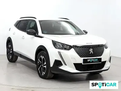 Usado Peugeot 2008 Allure 131 CV (96 kW) 2023 Blanco SUV