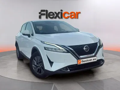 Usado Nissan Qashqai Acenta 140 CV (102 kW) 2022 Blanco SUV