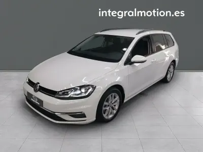 Usado VW Golf VII Advance 115 HP (84 kW) 2019 Branco Carrinha